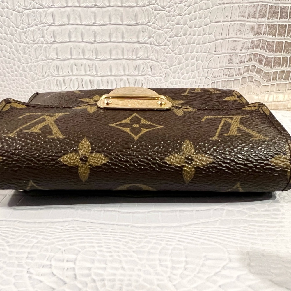 Louis Vuitton tri-fold wallet/ AUTHENTIC /great condition - Picture 7 of 16